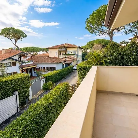 Morin, Dei Marmi Villa