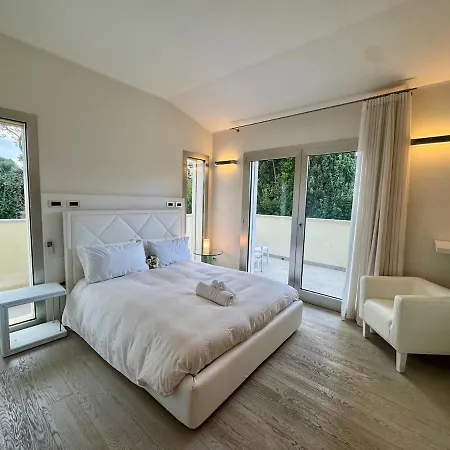 Villa Morin, Dei Marmi