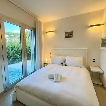 Morin, Dei Marmi Villa *