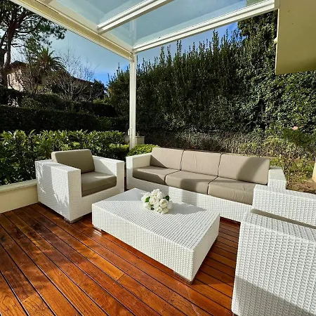 Morin, Dei Marmi Villa Forte dei Marmi