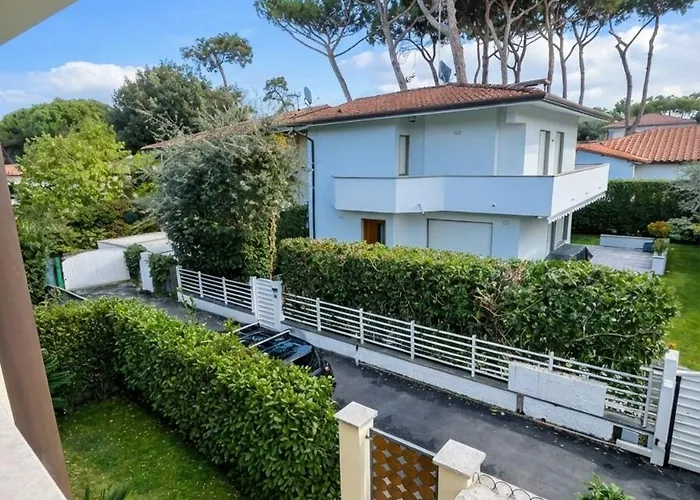 Morin, Dei Marmi * Forte dei Marmi